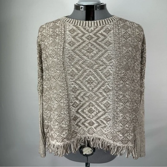 Minnie Rose Women’s Aztec Knit Fringe Cropped Sweater Size M/L - Picture 1 of 8